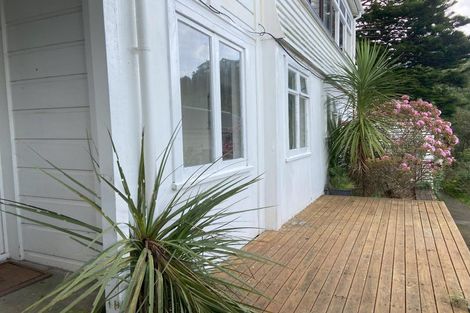 Photo of property in 9 Lerwick Terrace, Melrose, Wellington, 6023