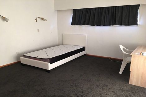 Photo of property in 27 Maidstone Road, Ilam, Christchurch, 8041