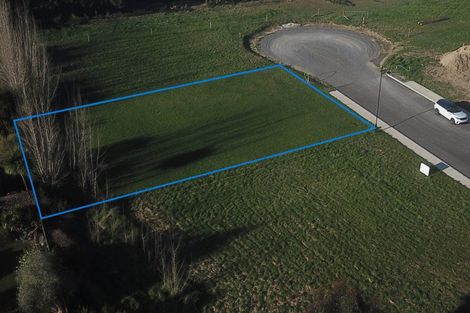 Photo of property in 23 Kakariki Crescent, Carterton, 5713