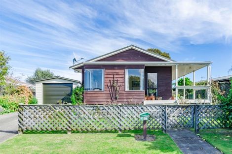 Photo of property in 4 Sandpiper Court, Paraparaumu Beach, Paraparaumu, 5032