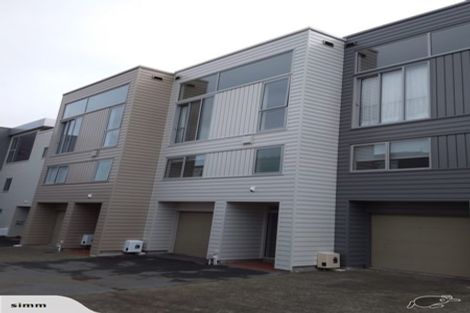 Photo of property in 14/15 Roxburgh Street, Mount Victoria, Wellington, 6011