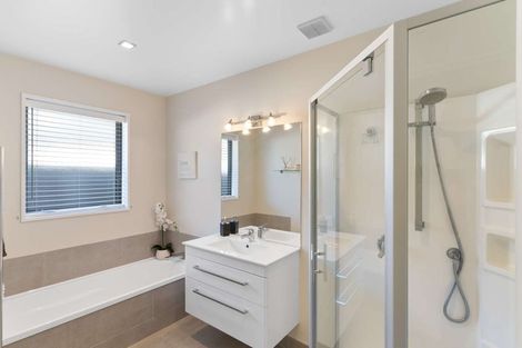 Photo of property in 7 Seaward Street, Pegasus, 7612