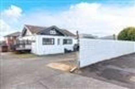 Photo of property in 142 Mount Albert Road, Mount Albert, Auckland, 1025