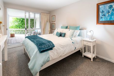 Photo of property in 4 Jacobsen Lane, Ngaio, Wellington, 6035