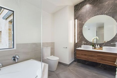 Photo of property in 92 Mccormacks Bay Road, Mount Pleasant, Christchurch, 8081