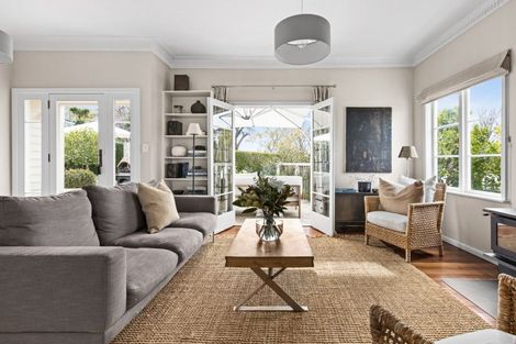 Photo of property in 113a Chaucer Road, Hospital Hill, Napier, 4110