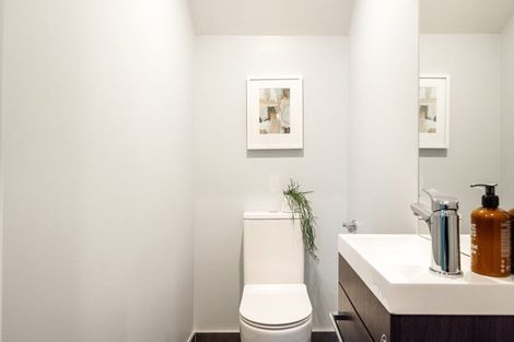 Photo of property in 118 Te Oneroa Way, Long Bay, Auckland, 0630