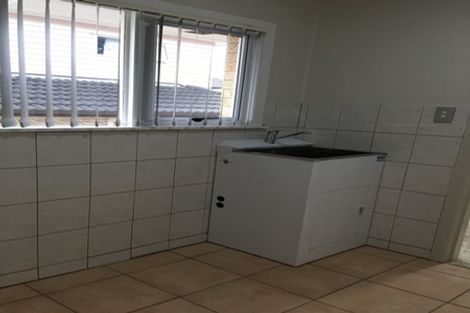 Photo of property in 39 Earlsworth Road, Mangere East, Auckland, 2024