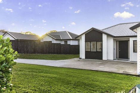 Photo of property in 9 Pukemarino Road, Waimauku, 0812