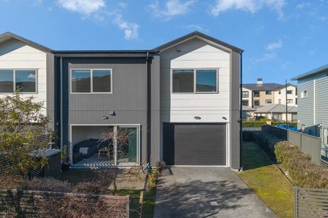 Photo of property in 34 Bluff Road, Kenepuru, Porirua, 5022