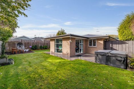 Photo of property in 33c Wilsons Road South, Saint Martins, Christchurch, 8022