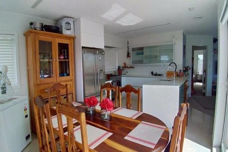 Photo of property in 1/12 Speedy Crescent, Hillcrest, Auckland, 0627