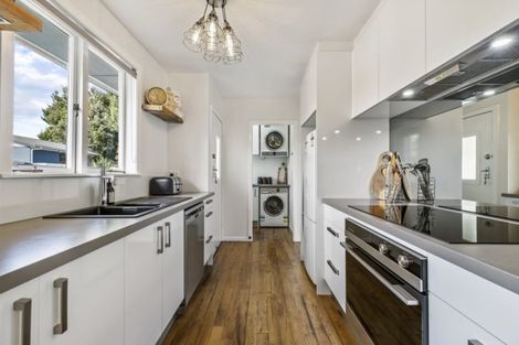 Photo of property in 25 Short Street, Papakura, 2110