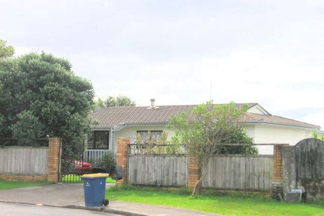 Photo of property in 23 Silverstone Place, Henderson, Auckland, 0612
