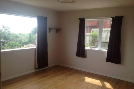 Photo of property in 77 Karaka Street, Castlecliff, Whanganui, 4501