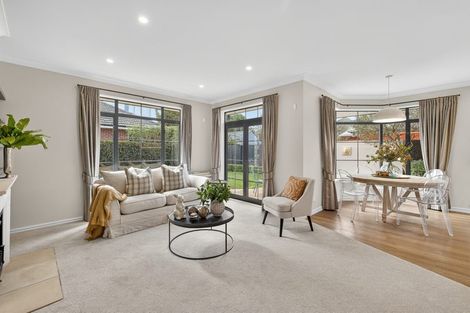 Photo of property in 106 Hamilton Avenue, Ilam, Christchurch, 8041