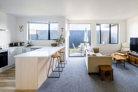 Photo of property in 2/4 Duncan Road, Saint Andrews, Hamilton, 3200