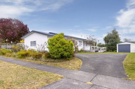 Photo of property in 82 Grace Crescent, Richmond Heights, Taupo, 3330