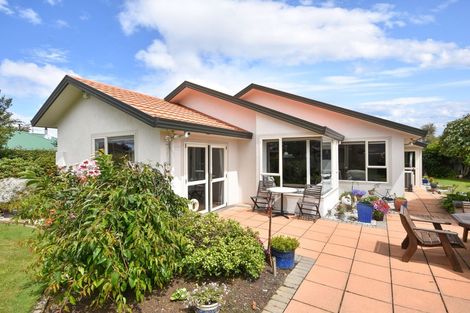 Photo of property in 16 Silverstream Drive, Mosgiel, 9024