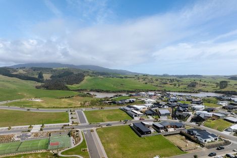 Photo of property in 19 Tunarau Street, Raglan, 3225