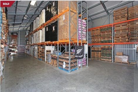 Photo of property in 580 Burtt Road, Runciman, Drury, 2578