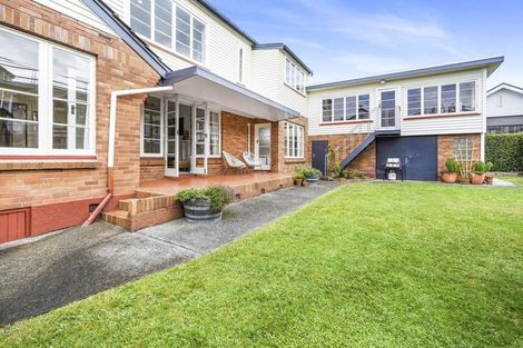 Photo of property in 15 Tamihana Avenue, Fairfield, Hamilton, 3214