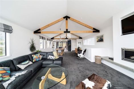 Photo of property in 7a Rannoch Drive, Jacks Point, Queenstown, 9371