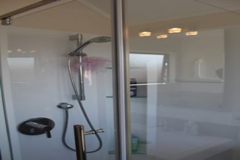 Photo of property in 4/15 Millhouse Drive, Northpark, Auckland, 2013