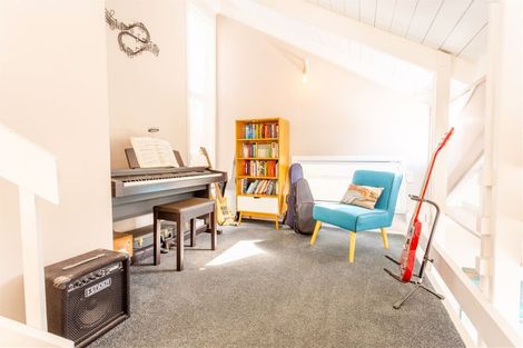 Photo of property in 1 Radiata Lane, Chatswood, Auckland, 0626