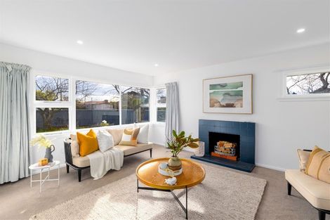 Photo of property in 31 Greendale Avenue, Avonhead, Christchurch, 8042