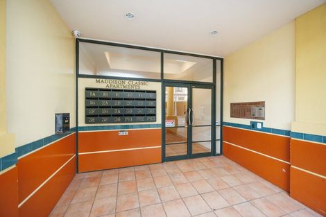 Photo of property in Maddison Apartments, 3/6c Queen Street, Palmerston North, 4410
