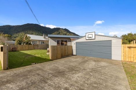 Photo of property in 37 Ema Street, Te Aroha, 3320