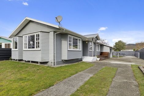 Photo of property in 9 Bonnie Glen Crescent, Ebdentown, Upper Hutt, 5018