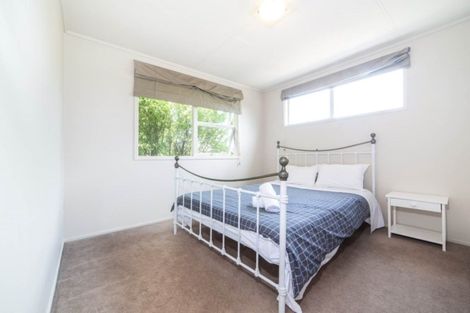 Photo of property in 1/37 Becroft Drive, Forrest Hill, Auckland, 0620