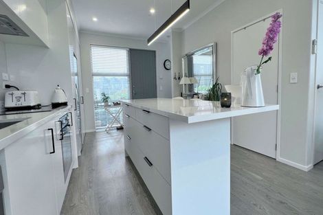 Photo of property in 20 Oioi Road, Hobsonville, Auckland, 0616