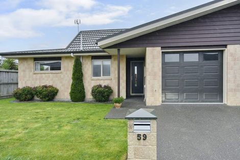 Photo of property in 3 Reeves Road, Rangiora, 7400