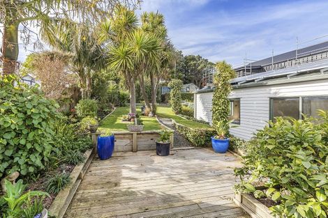 Photo of property in 42 Herewini Street, Titahi Bay, Porirua, 5022