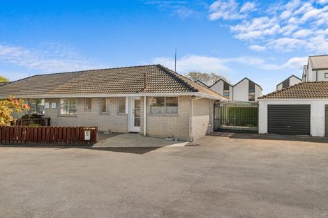 Photo of property in 2/674 Ferry Road, Woolston, Christchurch, 8023