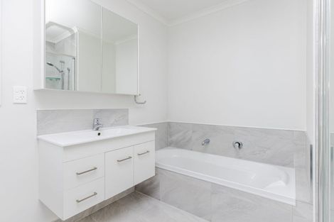 Photo of property in 9 Hapu Avenue, Baverstock, Hamilton, 3200