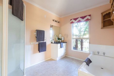 Photo of property in 12 Stagg Place, Brightwater, 7022