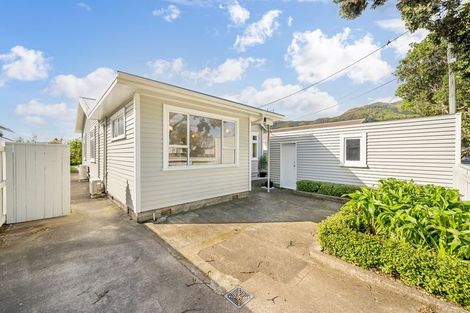 Photo of property in 3 Malone Road, Waterloo, Lower Hutt, 5011