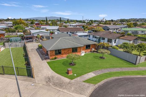 Photo of property in 145 Cameron Avenue, Te Awamutu, 3800