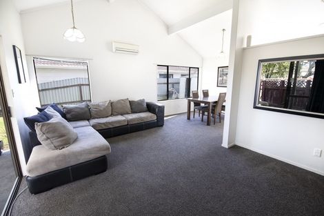 Photo of property in 52 Spriggs Crescent, Greenmeadows, Napier, 4112