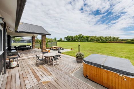 Photo of property in 167 Oroua Road, Kairanga, Palmerston North, 4475