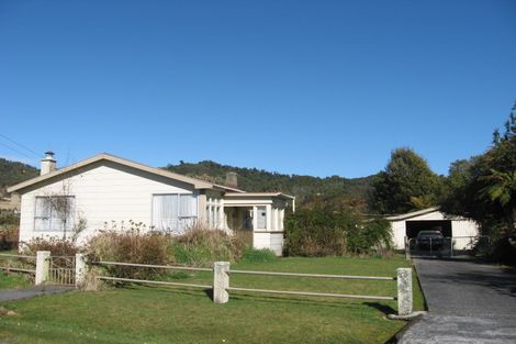 Photo of property in 53 Tramway Street, Ross, 7812