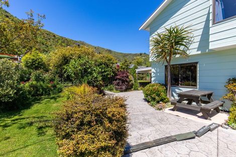 Photo of property in 312e Waikawa Road, Waikawa, Picton, 7220