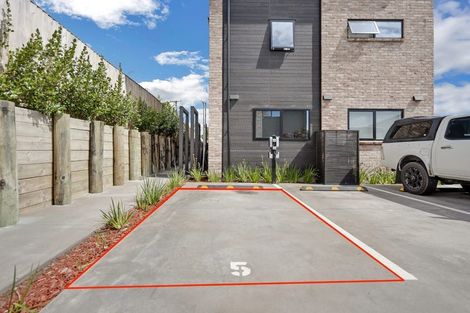 Photo of property in 5/137 View Road, Sunnyvale, Auckland, 0612