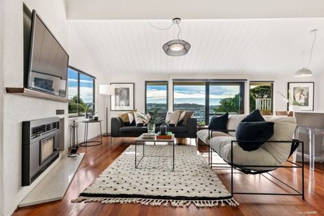 Photo of property in 147 Seatoun Heights Road, Miramar, Wellington, 6022