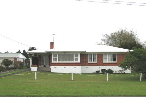 Photo of property in 508 Don Buck Road, Massey, Auckland, 0614