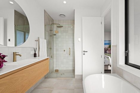 Photo of property in 68 Breadalbane Avenue, Havelock North, 4130